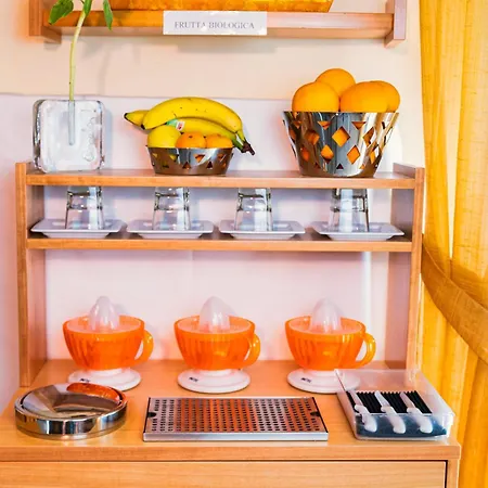 Bed & Breakfast Degli Artisti 3*