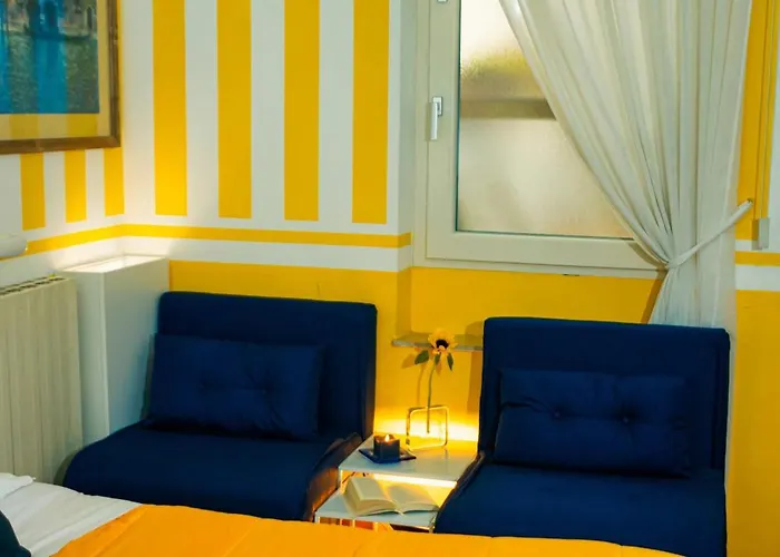 Bed & Breakfast Degli Artisti 3*